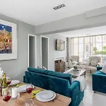 Lovely 4 Bedroom Townhouse