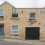 The Park Street Mews - With Parking