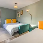 Silcox House Bath