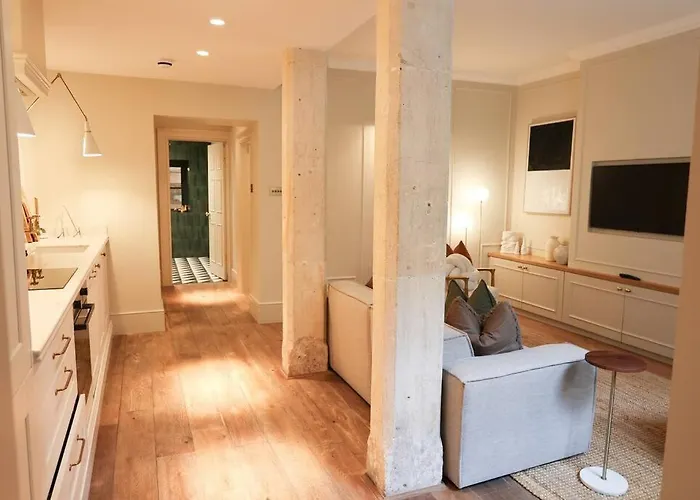 Brand New Georgian Flat In Bath