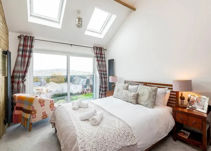 Fabulous House In Bath W/Parking