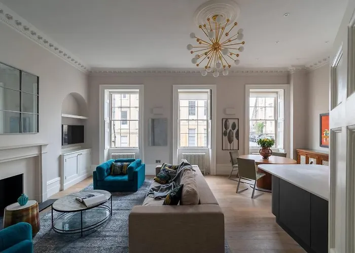 Russell House Suites