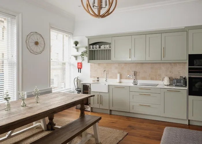 Argyle - Stunning 5 Bed Luxury Home - Pulteney Bridge, Bath