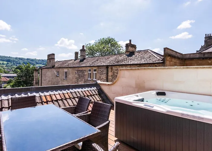 Vintner Townhouse Artisan Quarter Bath