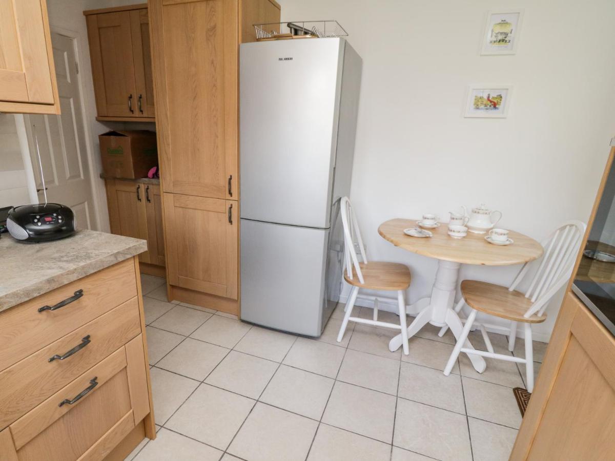 Holiday home Crooked Well *