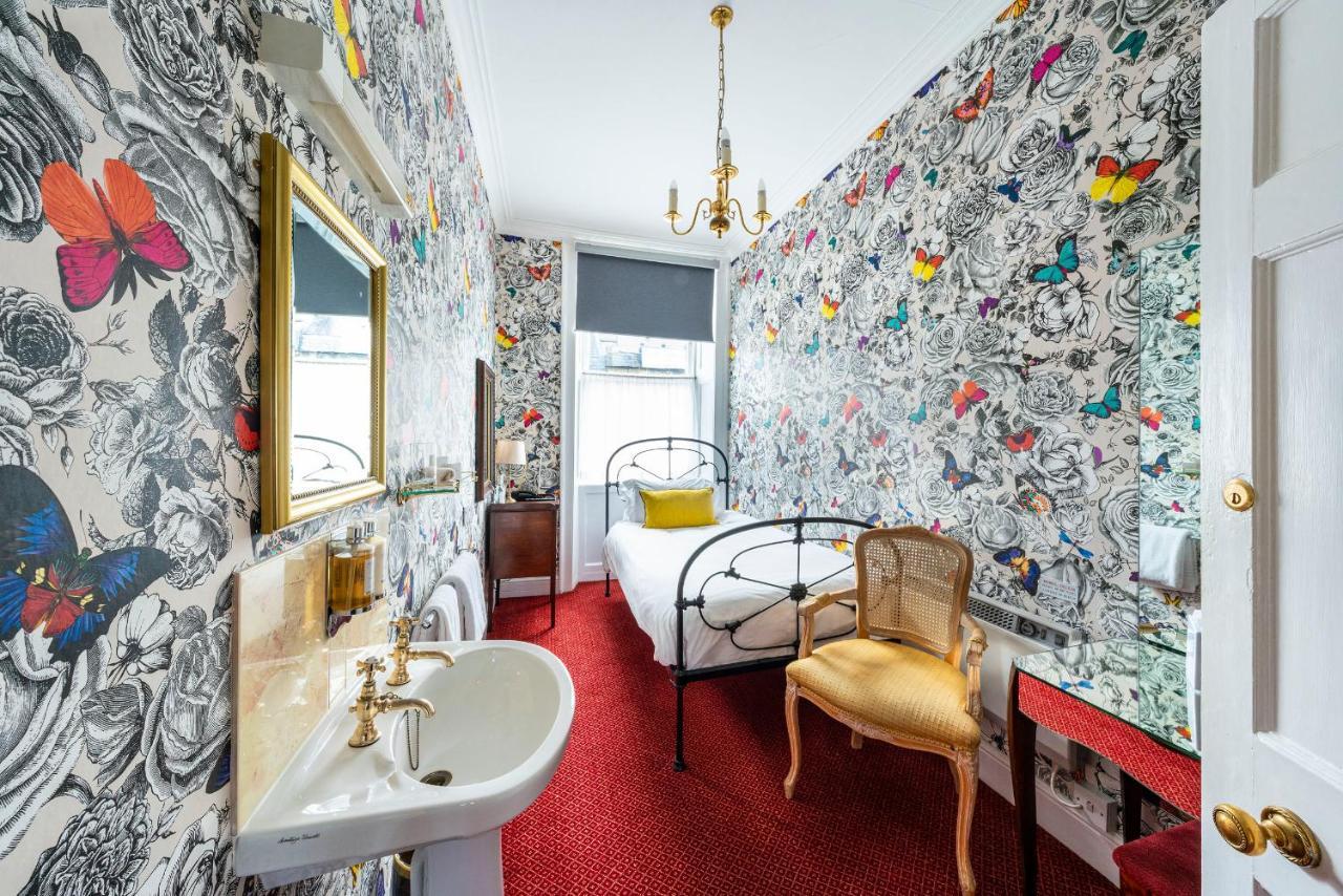 The Kennard Boutique Bath