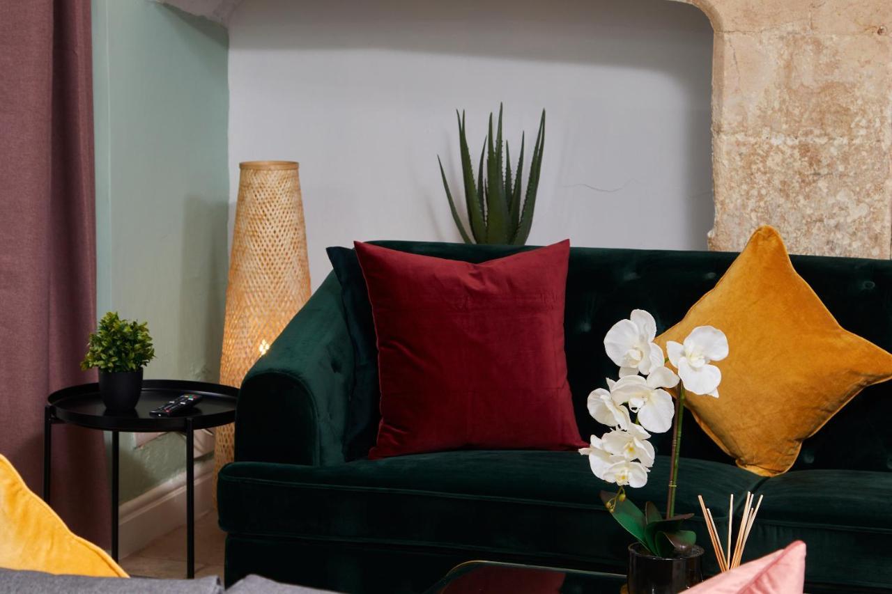 Holiday home Wonderful In With Garden - Sleeps 8 Bath