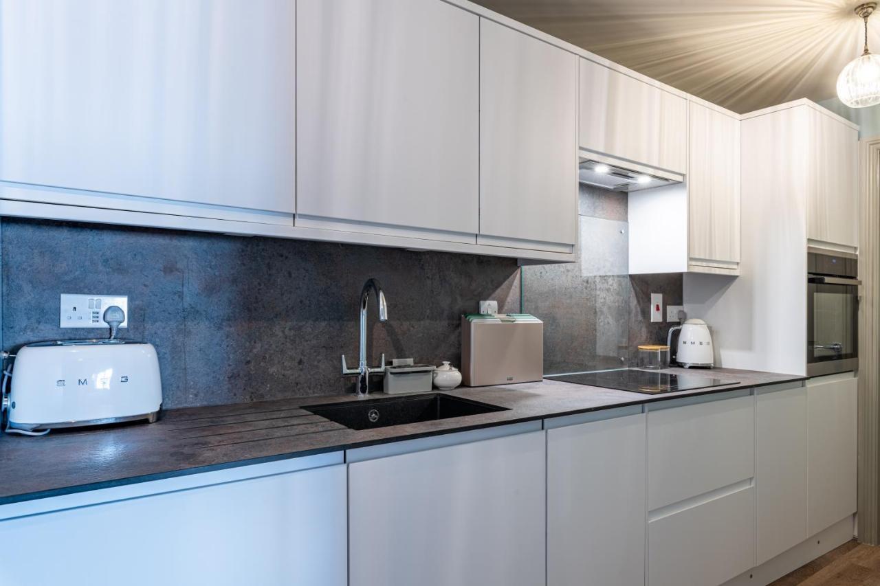 Large Stylish Studio In The Heart Of The *