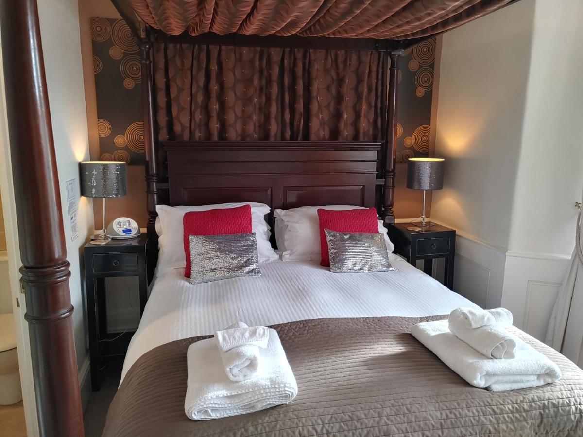 The House Boutique - In-room Breakfast - Free Parking 4* Bath