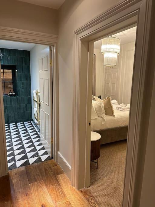 Brand New Georgian Flat In * Bath