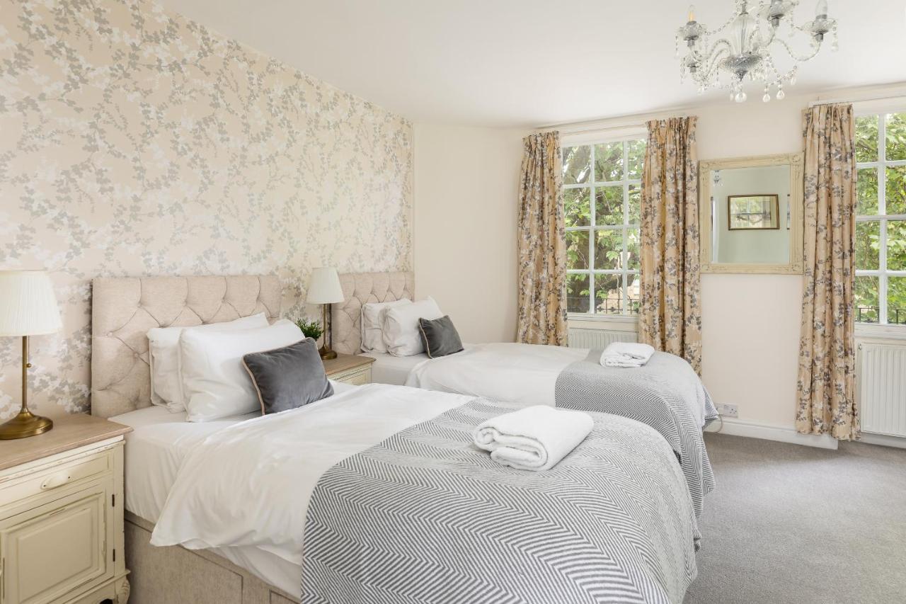 6 Bedroom Centre Georgian Town House - Abbey & Baths-2 Min Walk