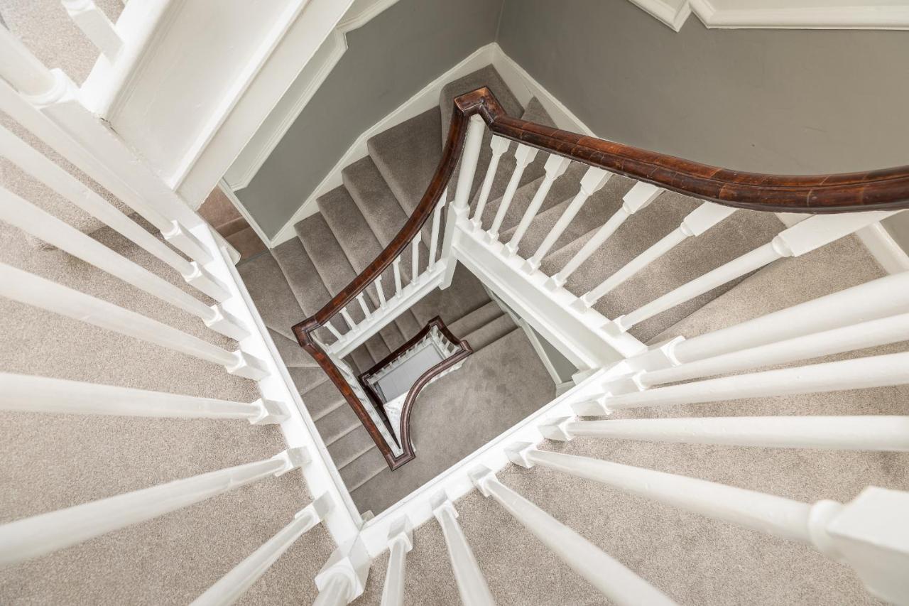 6 Bedroom Centre Georgian Town House - Abbey & Baths-2 Min Walk *