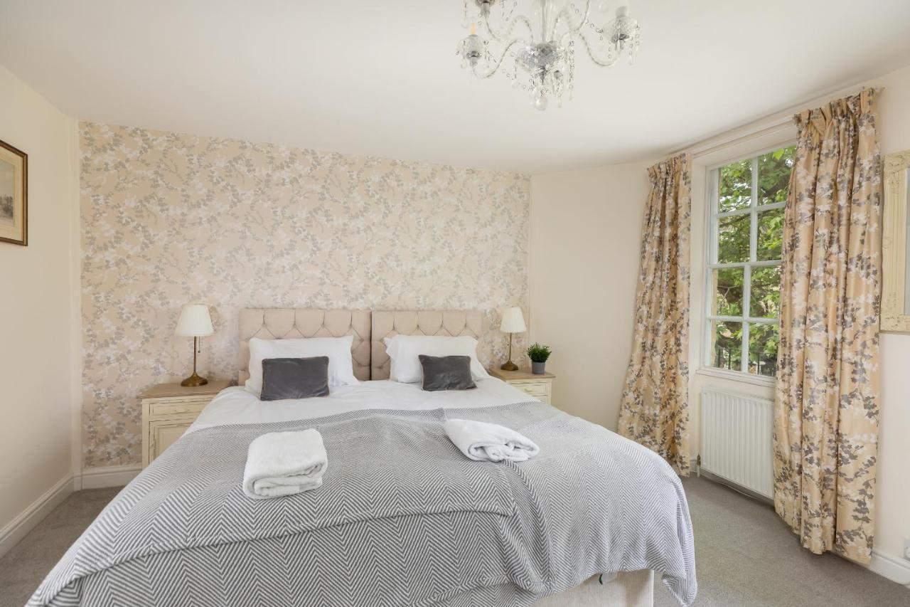 6 Bedroom Centre Georgian Town House - Abbey & Baths-2 Min Walk Bath