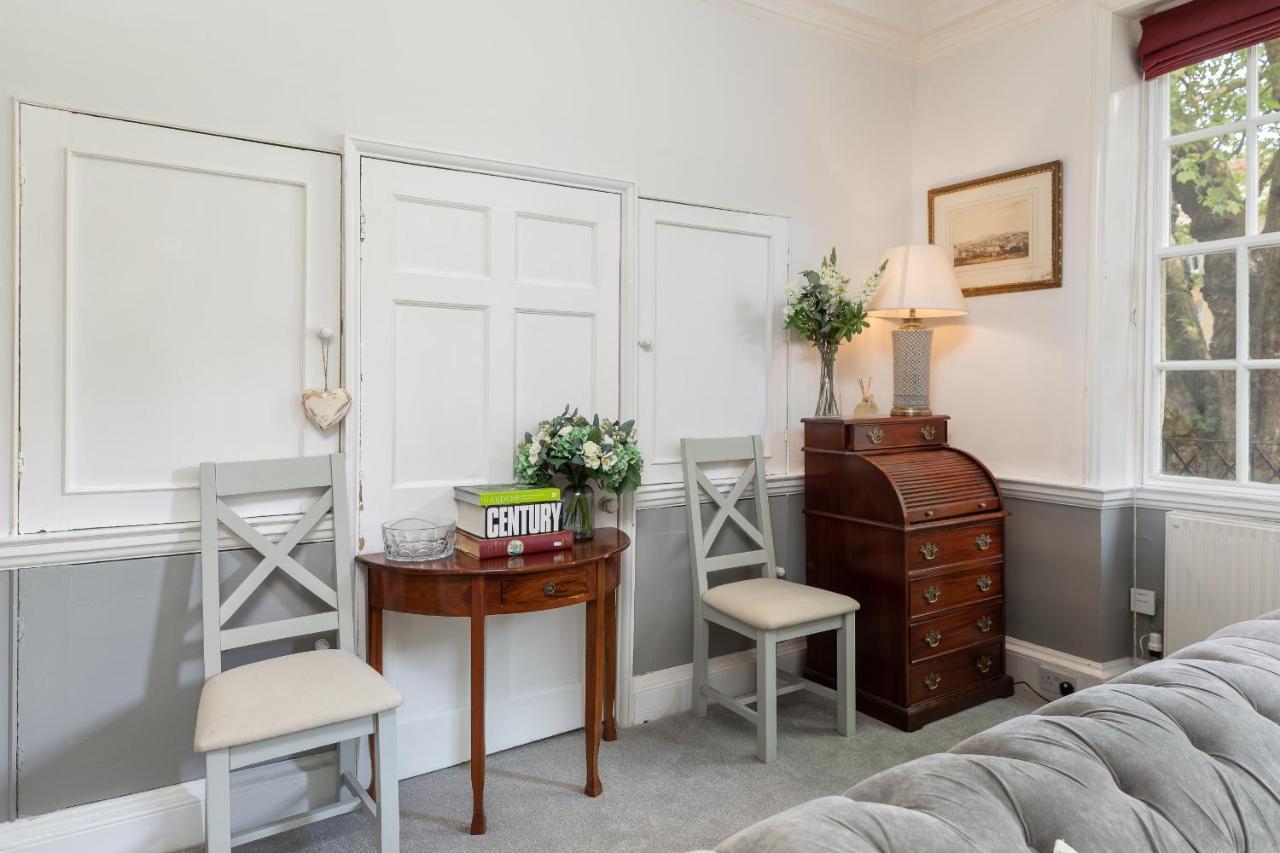 6 Bedroom Centre Georgian Town House - Abbey & Baths-2 Min Walk Bath