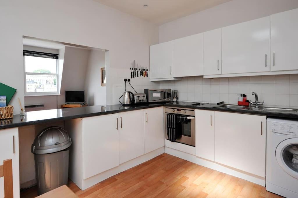 Apartment Spacious