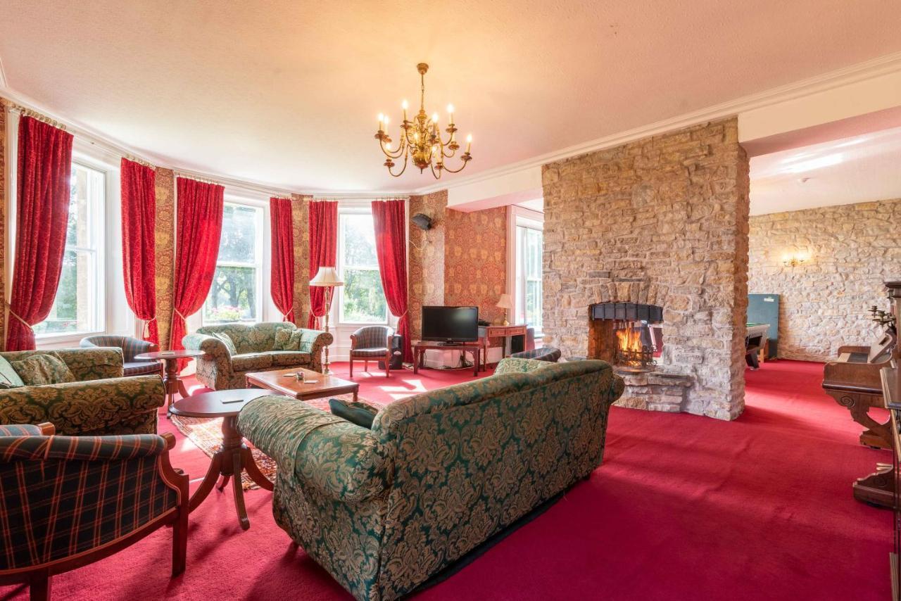 Villa Cholwell Hall