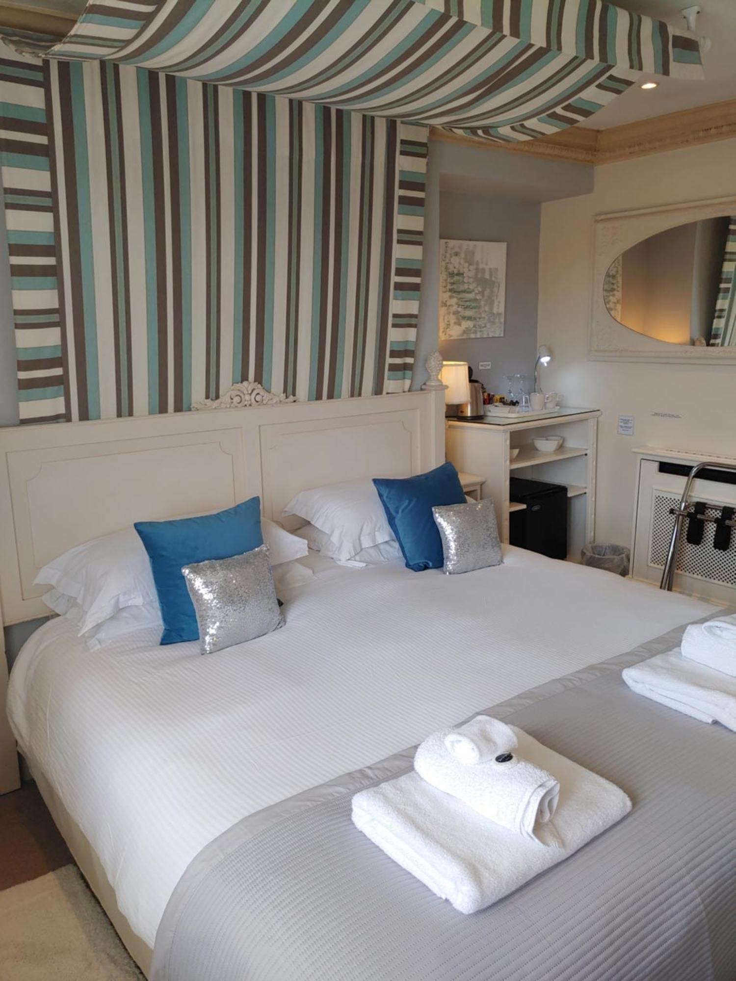 The House Boutique - In-room Breakfast - Free Parking 4*
