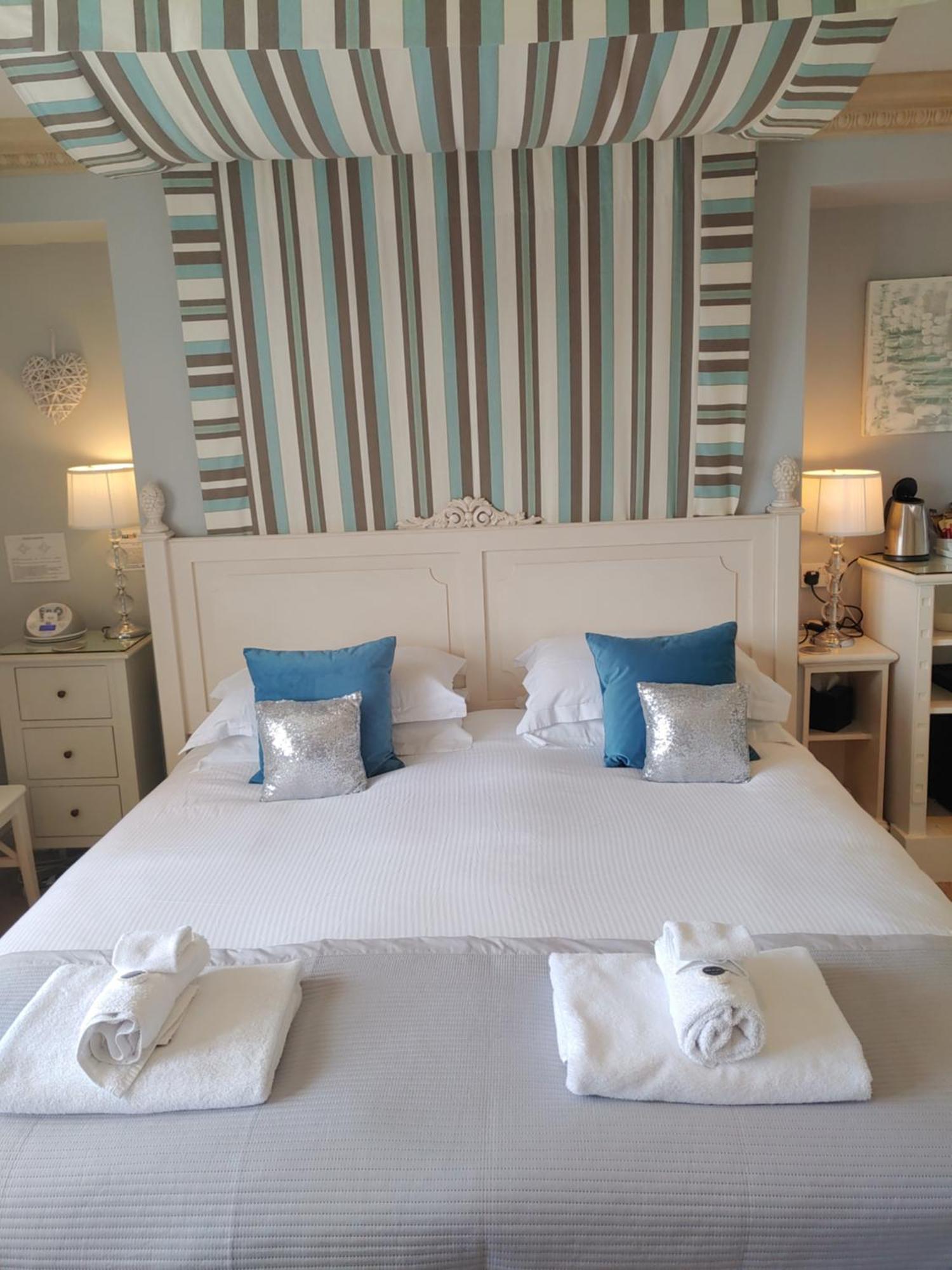 The House Boutique - In-room Breakfast - Free Parking Bed & Breakfast