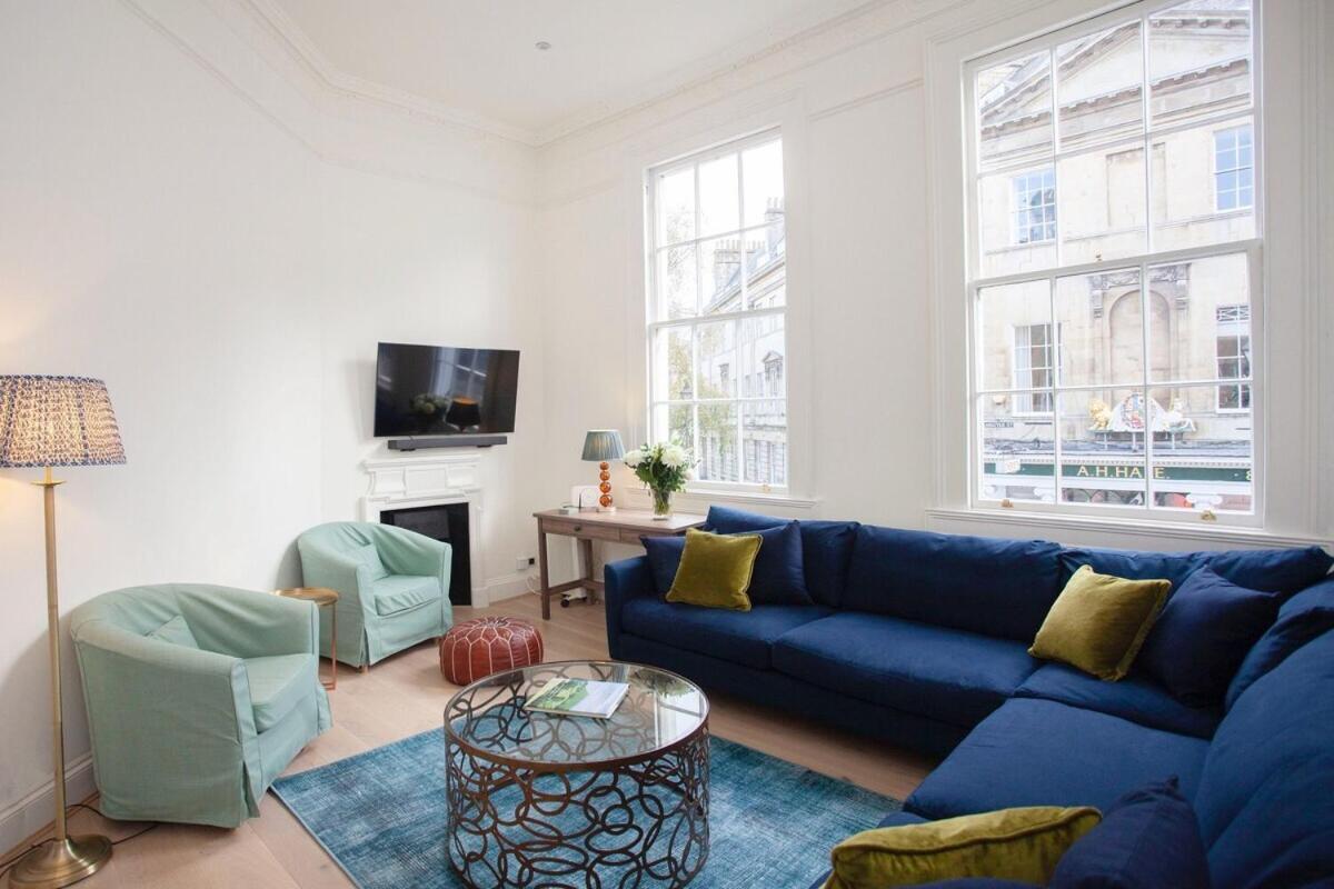 Apartment ※ Stunning, Townhouse, Centre *