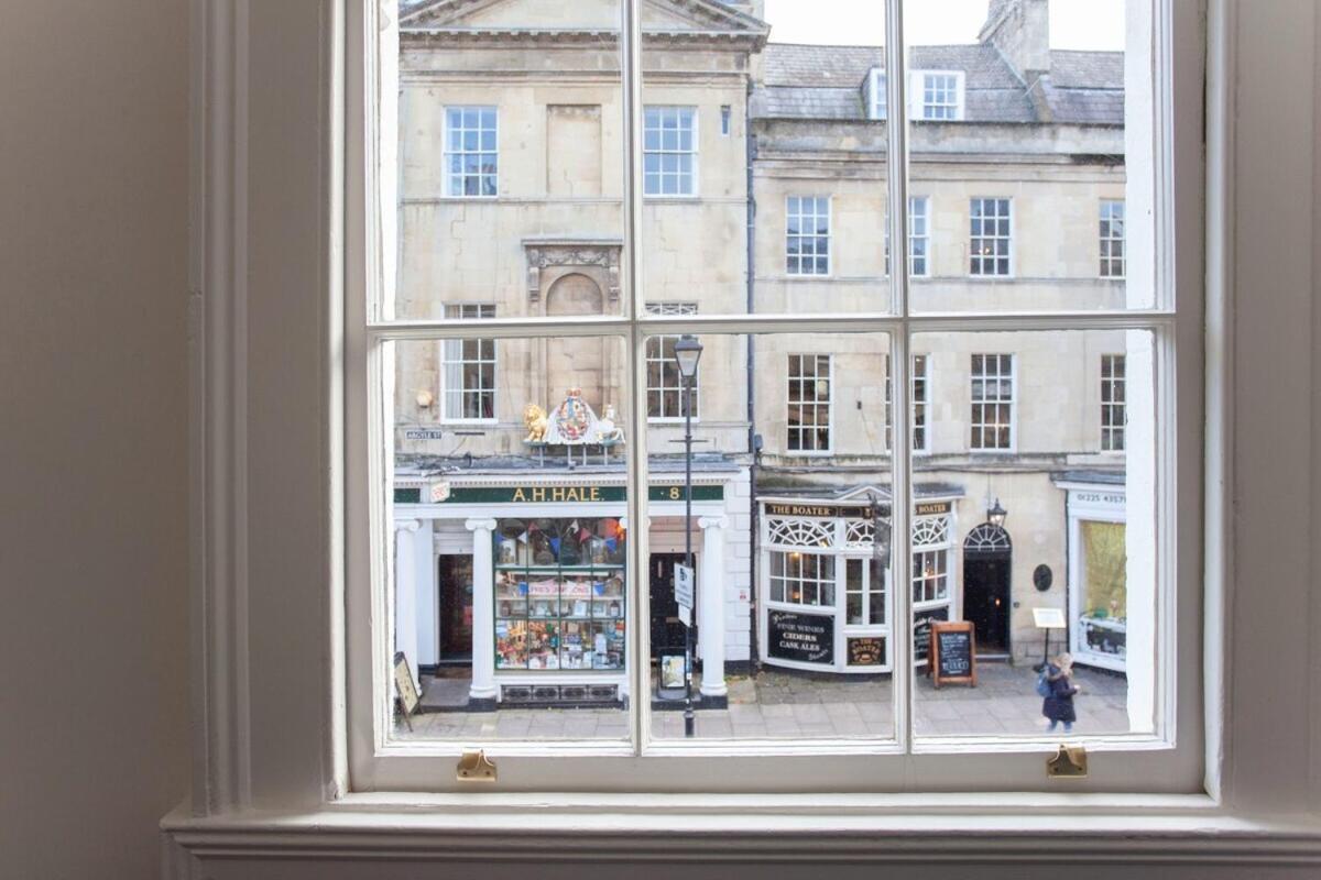 ※ Stunning, Townhouse, Centre Apartment Bath