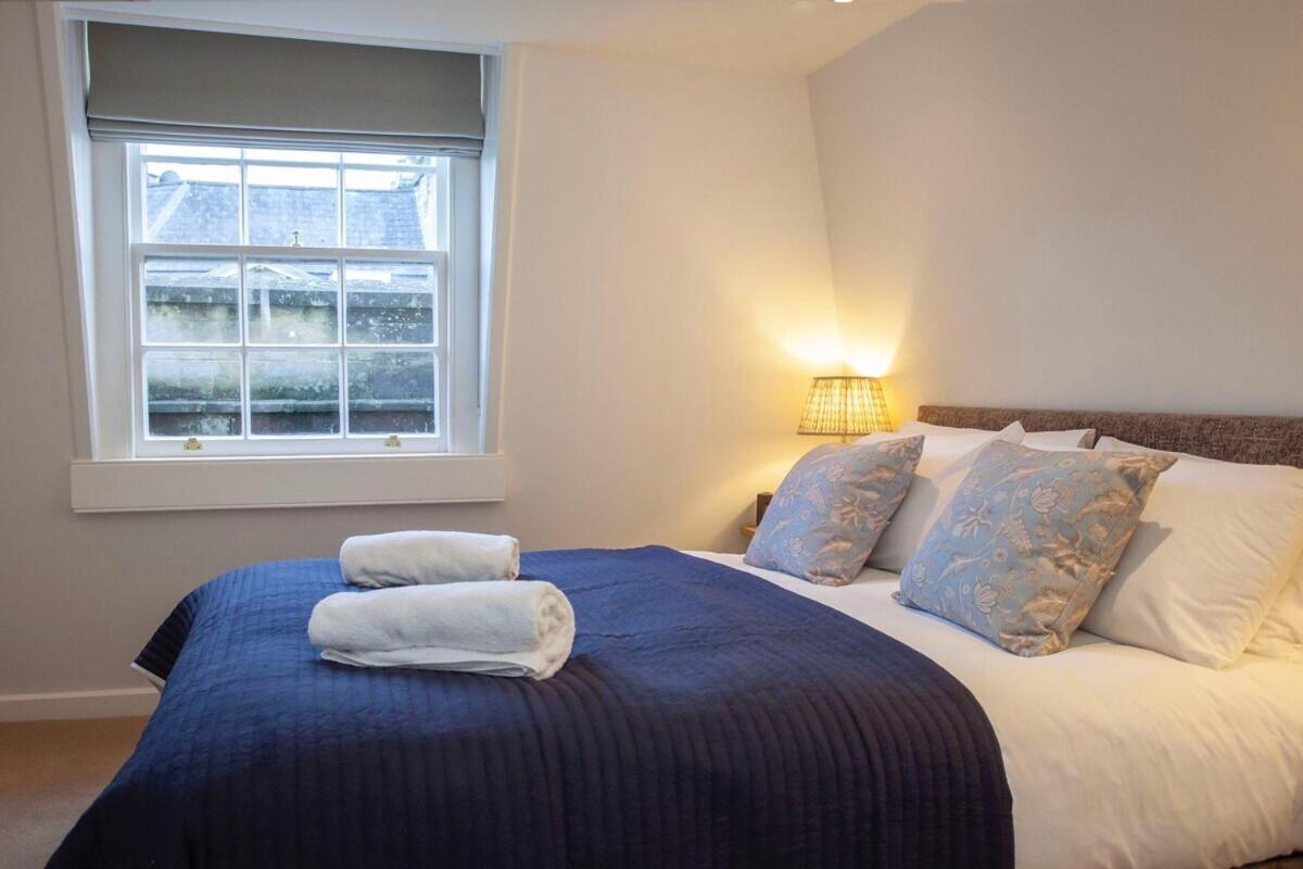 ※ Stunning, Townhouse, Centre Apartment Bath