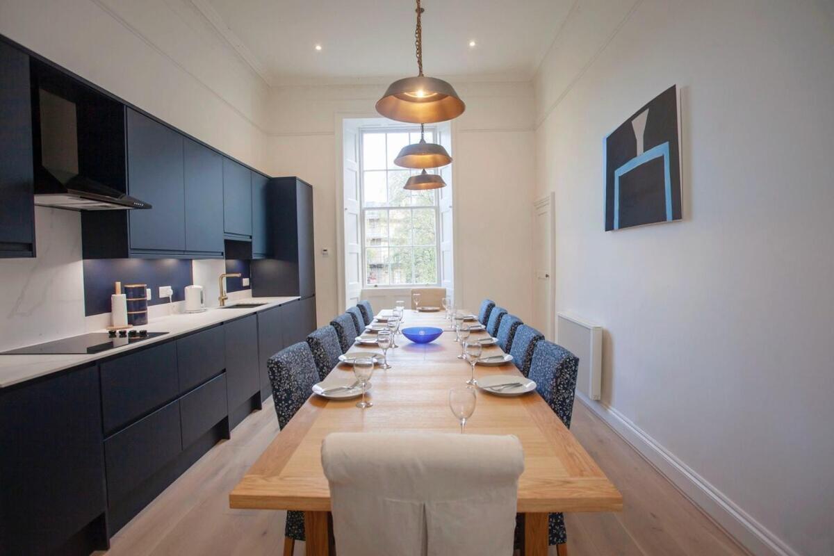 ※ Stunning, Townhouse, Centre * Bath