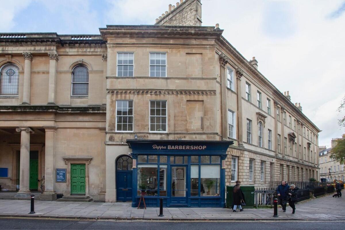※ Stunning, Townhouse, Centre Apartment Bath