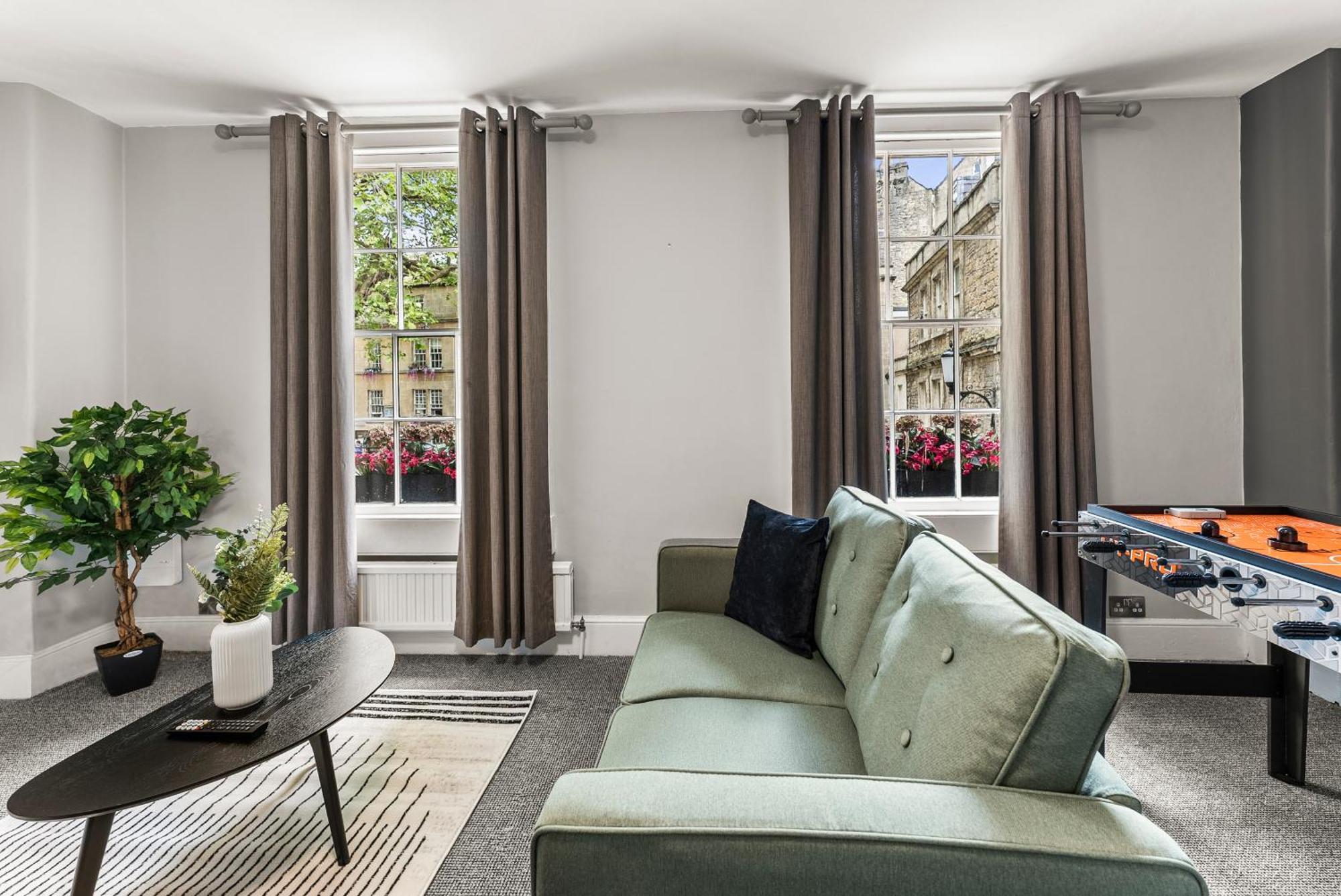 Apartment Boutique In Baths Location Bath