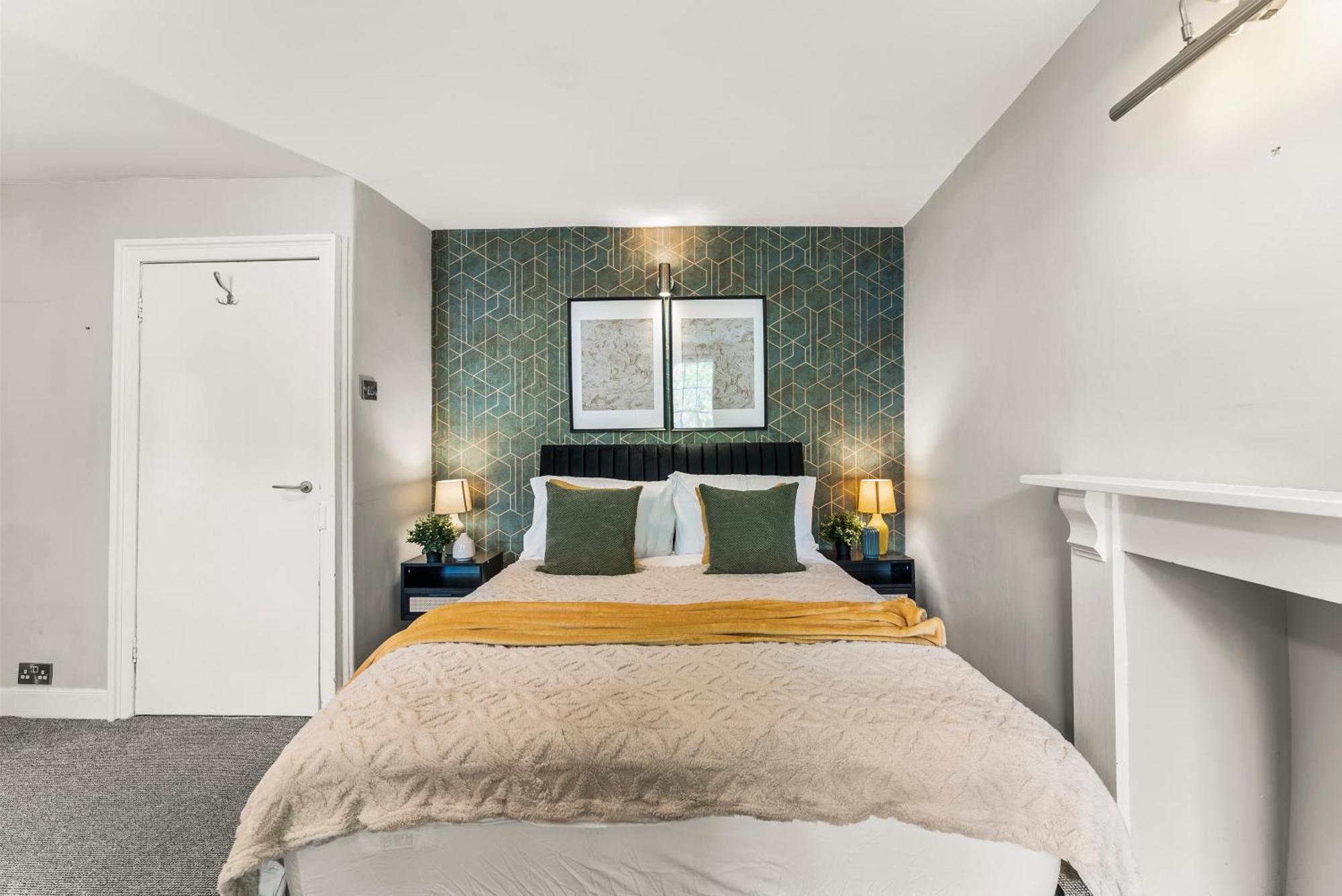 Boutique In Baths Location Apartment Bath