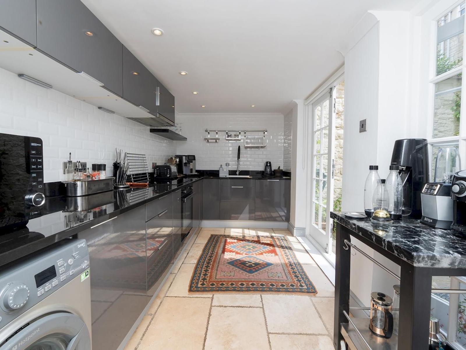 Holiday home Pass The Keys Stunning 2 Bed Townhouse In Centre Bath