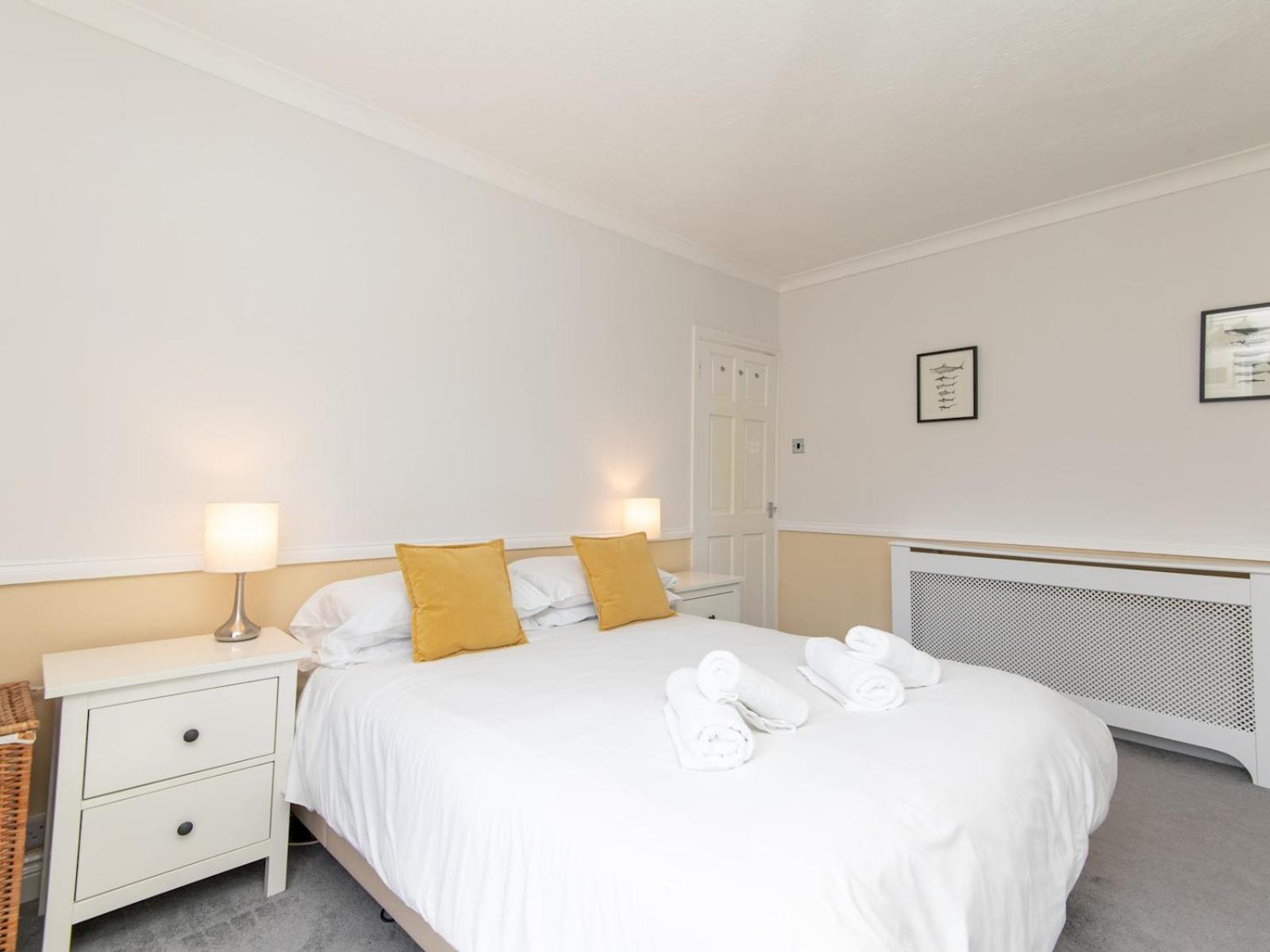 Holiday home Pass The Keys Bright 3 Bed House In *
