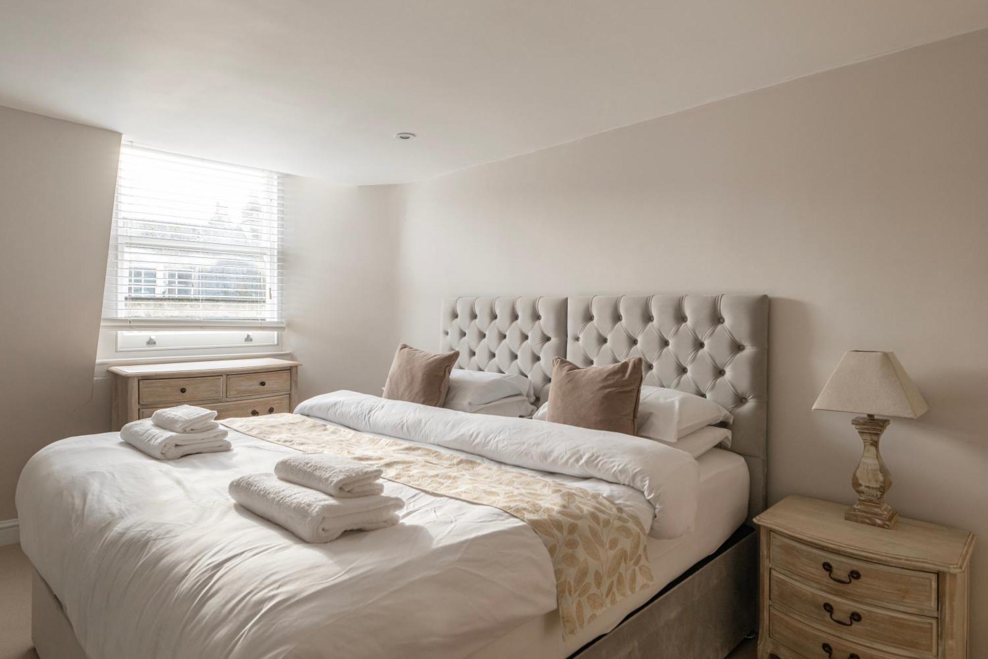 Argyle - Stunning 5 Bed Luxury - Pulteney Bridge, Apartment