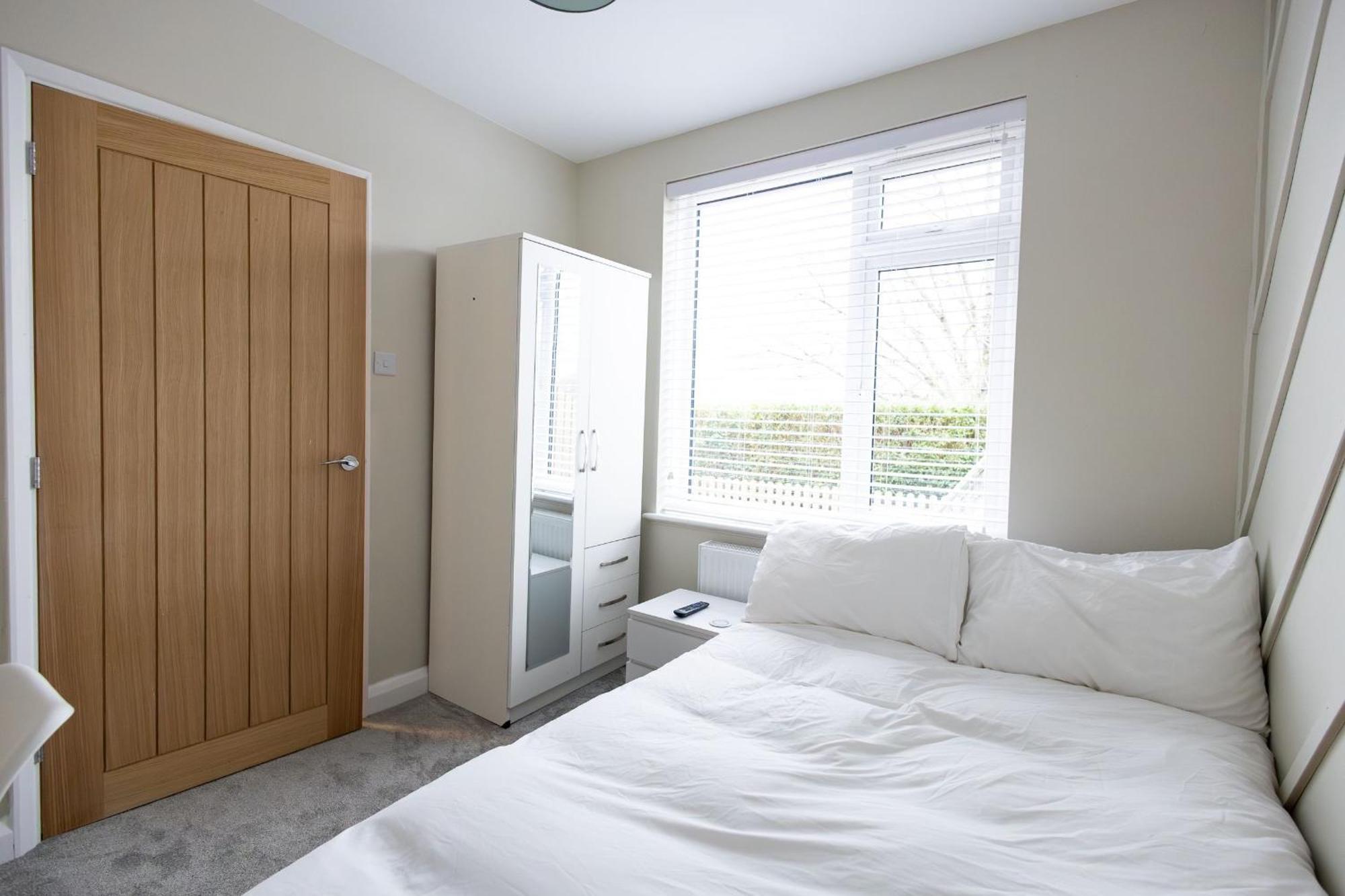 Bliss Retreat - 7 Bedroom House Holiday home Bath