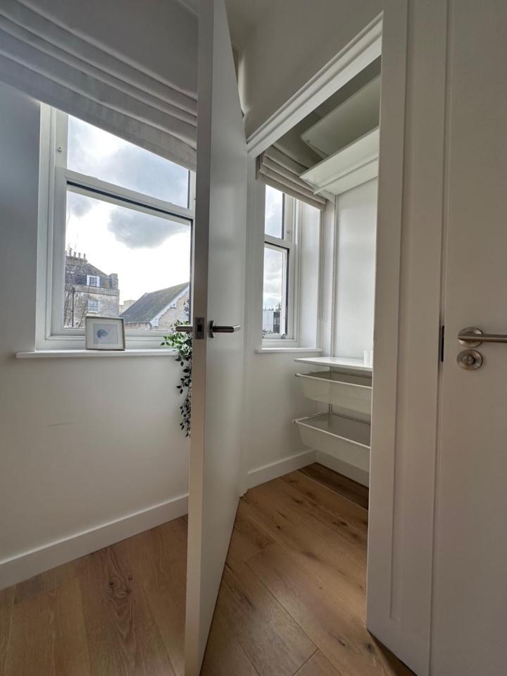 Contemporary Pied A Terre In The Heart Of Apartment Bath