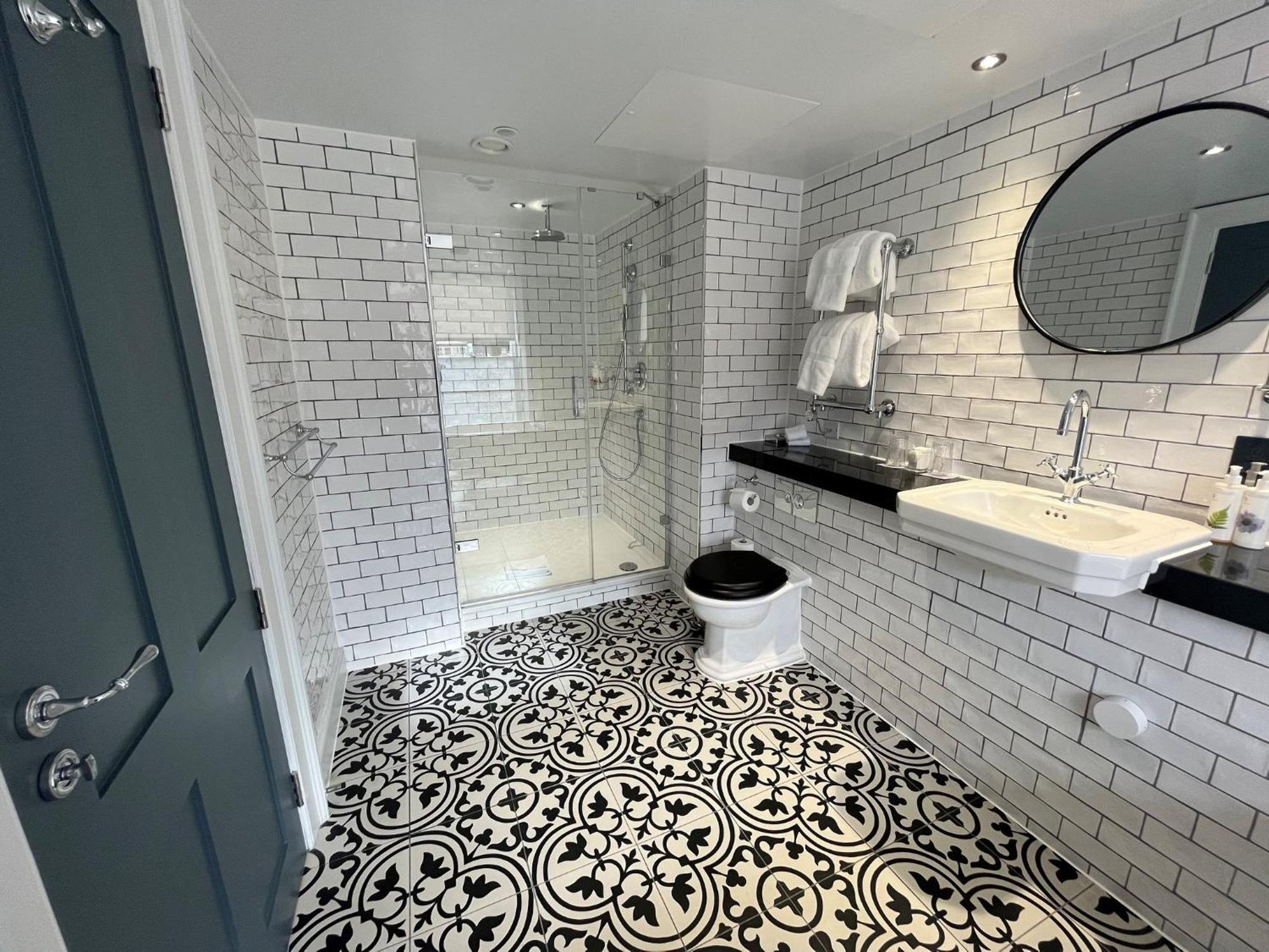 Hotel Indigo - By Ihg 4*