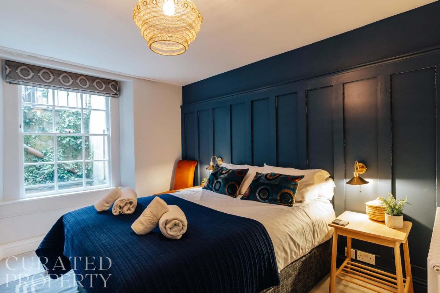Townhouse With Garden & Free Parking Holiday home Bath