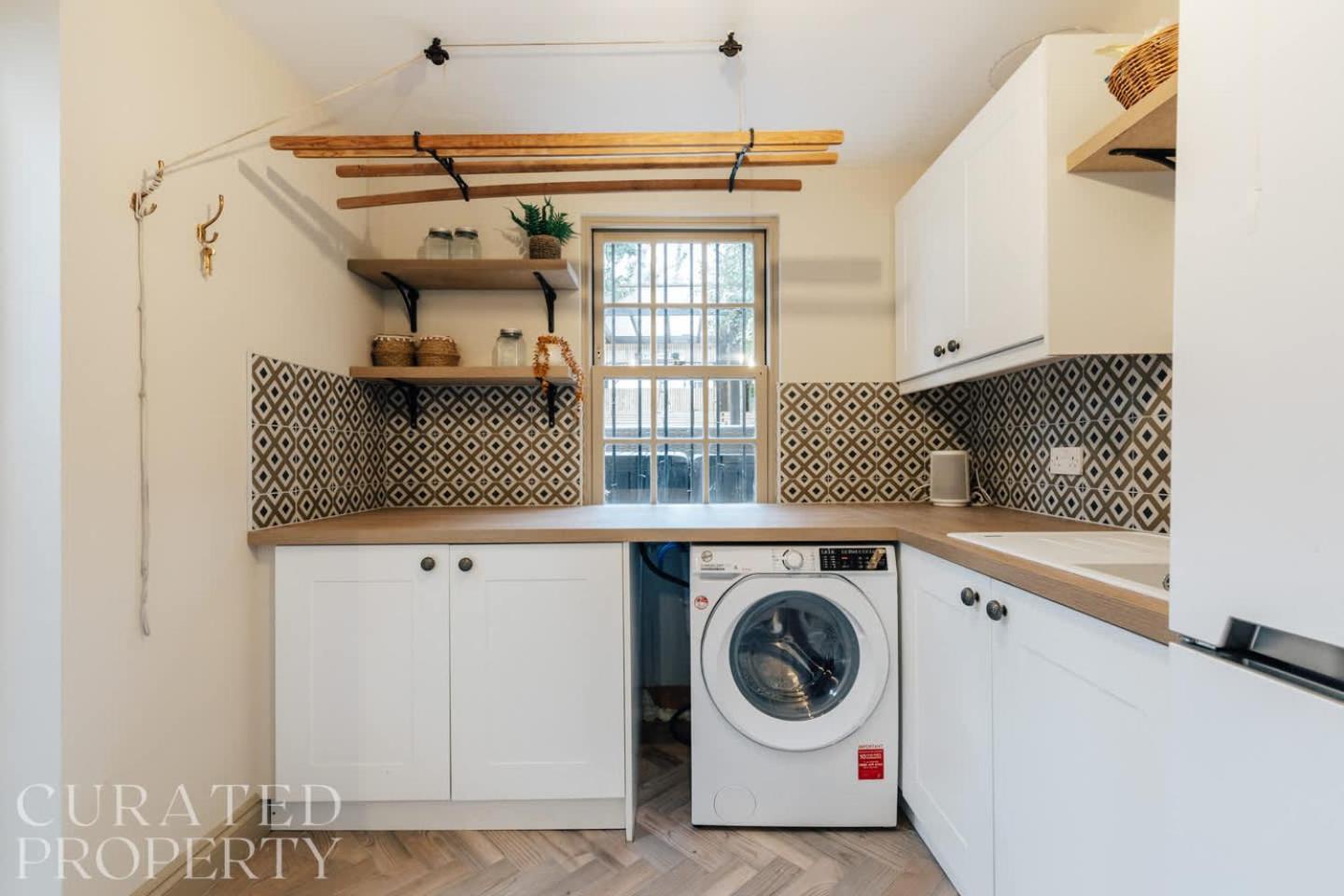 Townhouse With Garden & Free Parking Holiday home