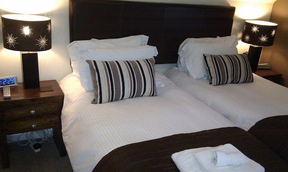 The House Boutique - In-room Breakfast - Free Parking Bed & Breakfast Bath
