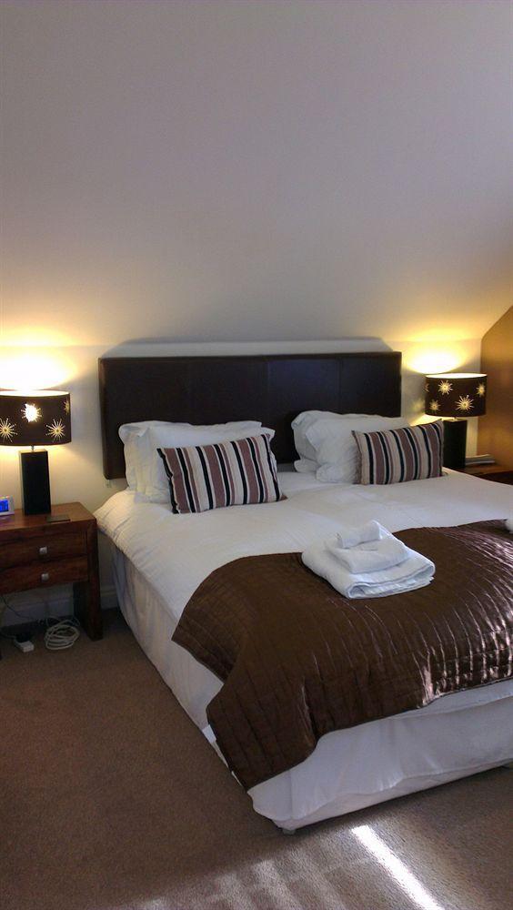 The House Boutique - In-room Breakfast - Free Parking Bed & Breakfast Bath
