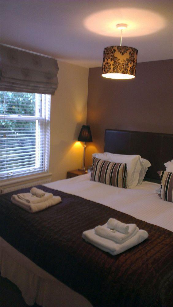 The House Boutique - In-room Breakfast - Free Parking 4* Bath