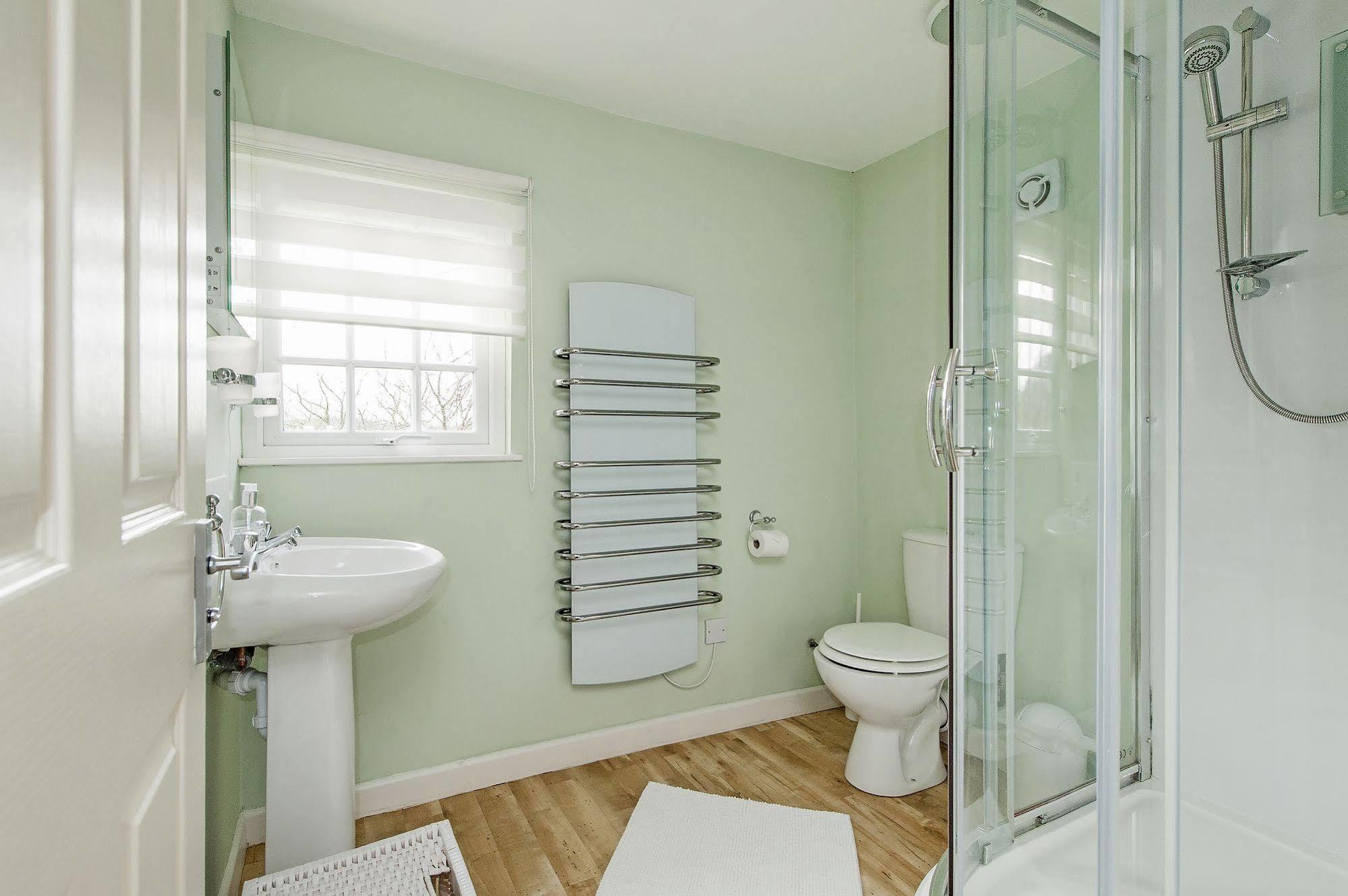 Apartment Tucking Mill View- Self Catering