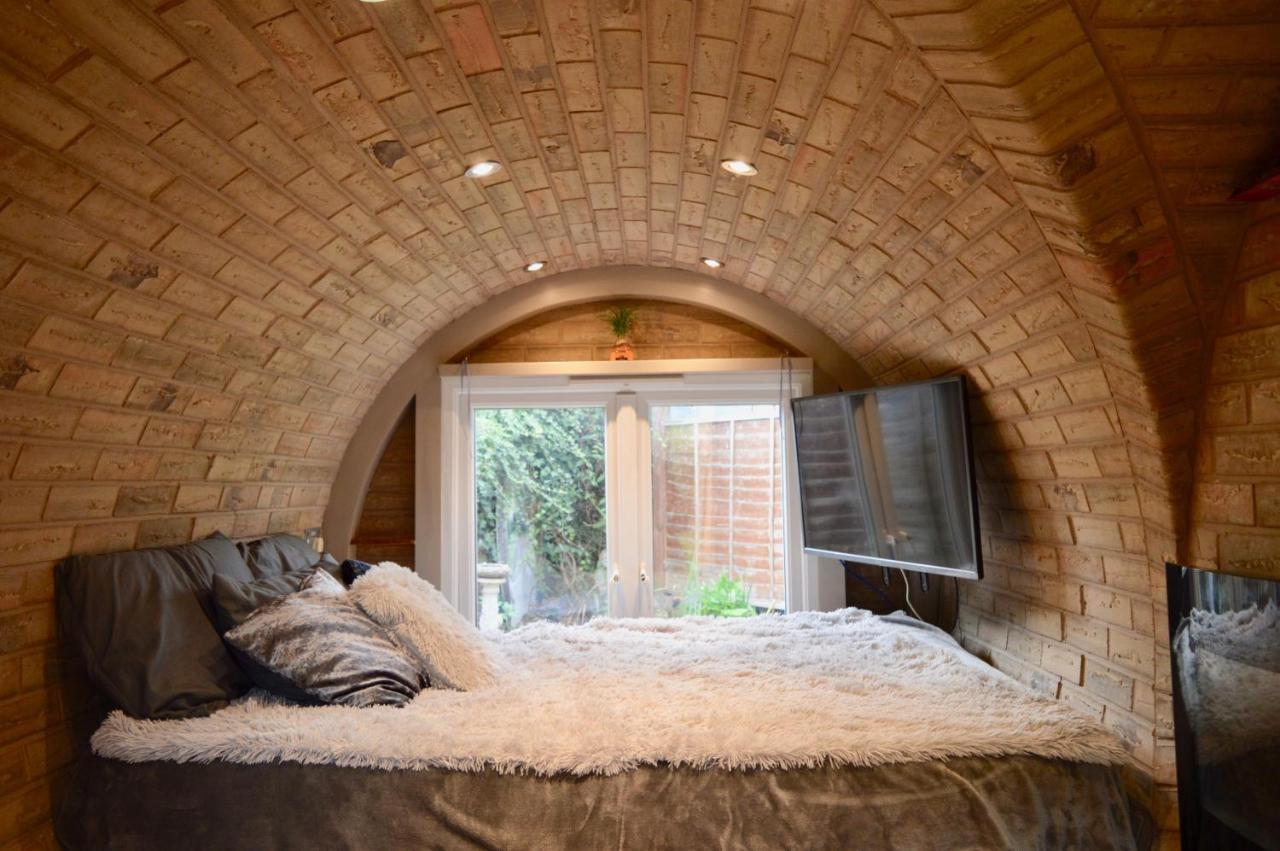 Apartment Hobbit-style House In *