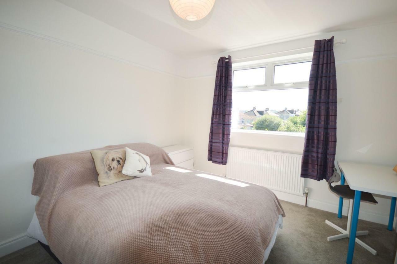 Fantastic 4 Bedroom House In With Garden Holiday home