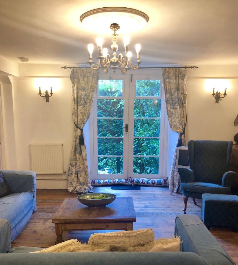 Apartment Lauras Townhouse Grand Garden