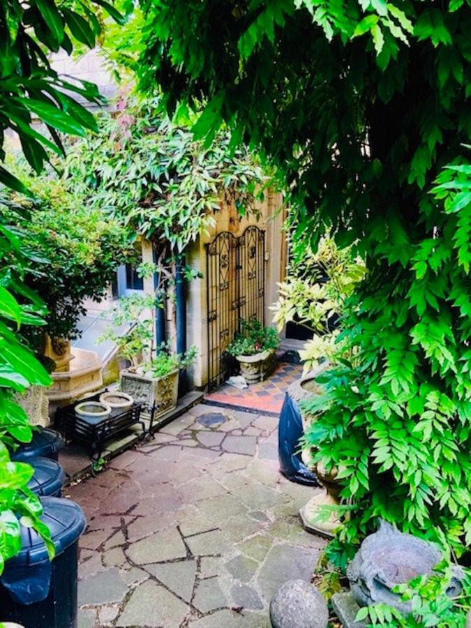 Lauras Townhouse Grand Garden *