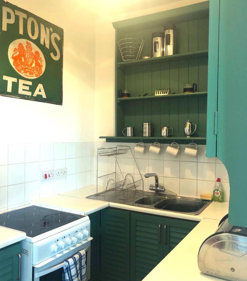 Lauras Townhouse Erte's Atelier Apartment *