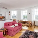 Stunning Georgian Apartment In Central Bath