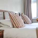 Abbey Rise Bed And Breakfast