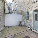 Ivory House - Stunning Central Townhouse