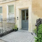 Magnificent Apartment In Grade II Listed Building